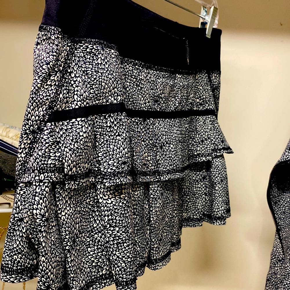 Lululemon vintage skort (size 6) + jacket + leggings (size 4 w/card pocket)